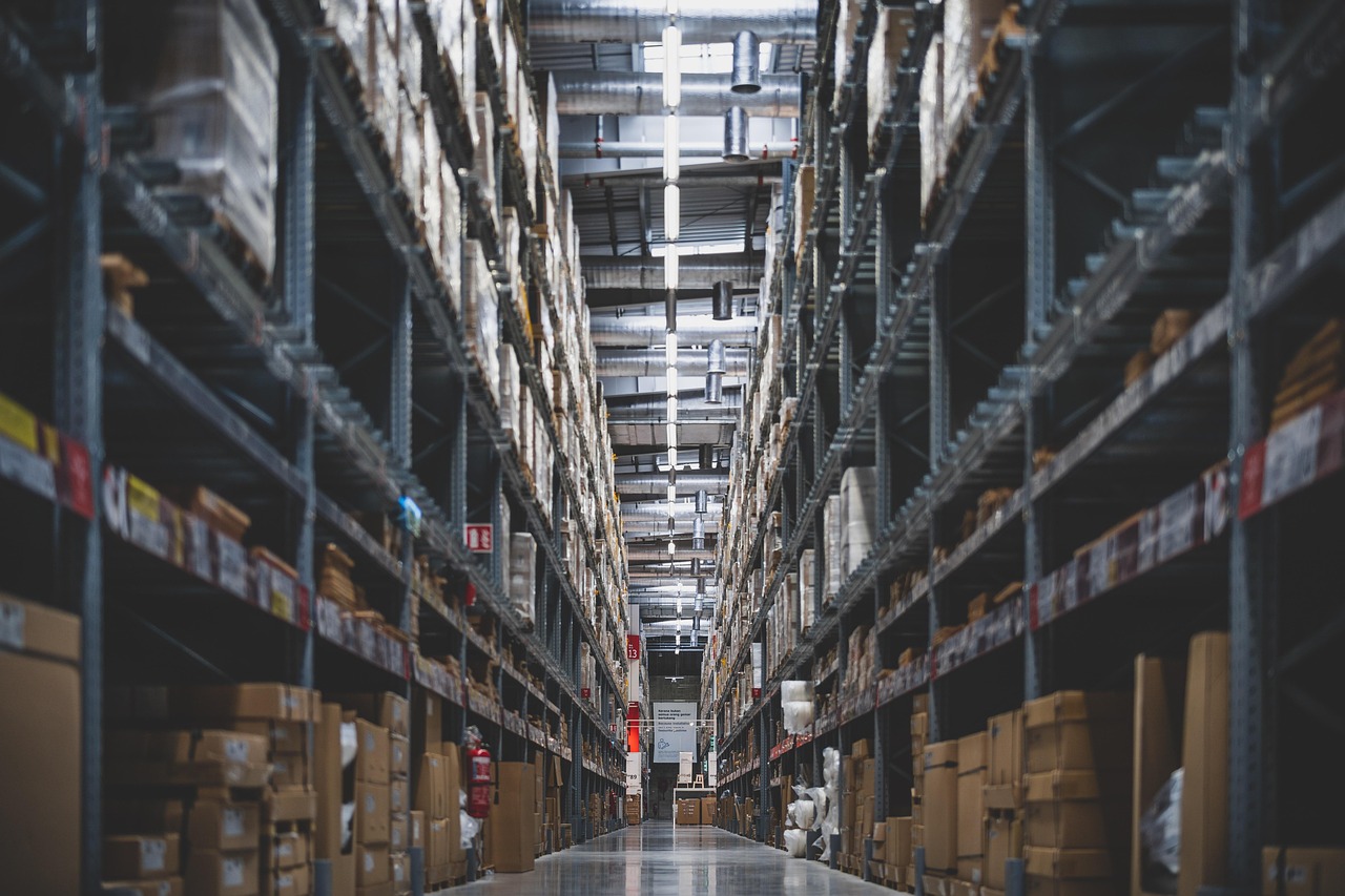 Store, stacks, shelves — Navigate Global Markets with Forex Trading Opportunities